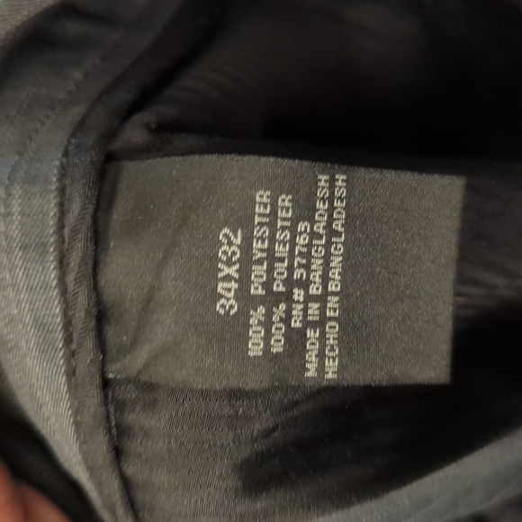 Men's like new Perry Ellis pants size 34x32 - Picture 3 of 4